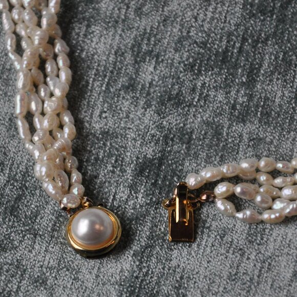 Vintage Multi-strand (5 Rows) Natural Freshwater Rice Pearl hand Beaded Necklace - Picture 10 of 12